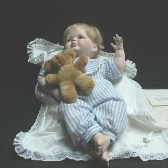 Lenox Toys Vintage Lenox Patricks Lullaby Porcelain Musical Doll